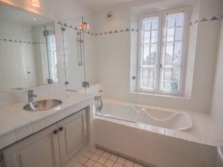 Villa Grimaud - 4 chambres - 2500m²