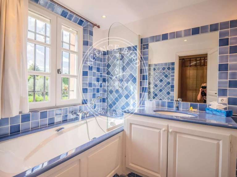 Villa Grimaud - 4 bedrooms - 200m²