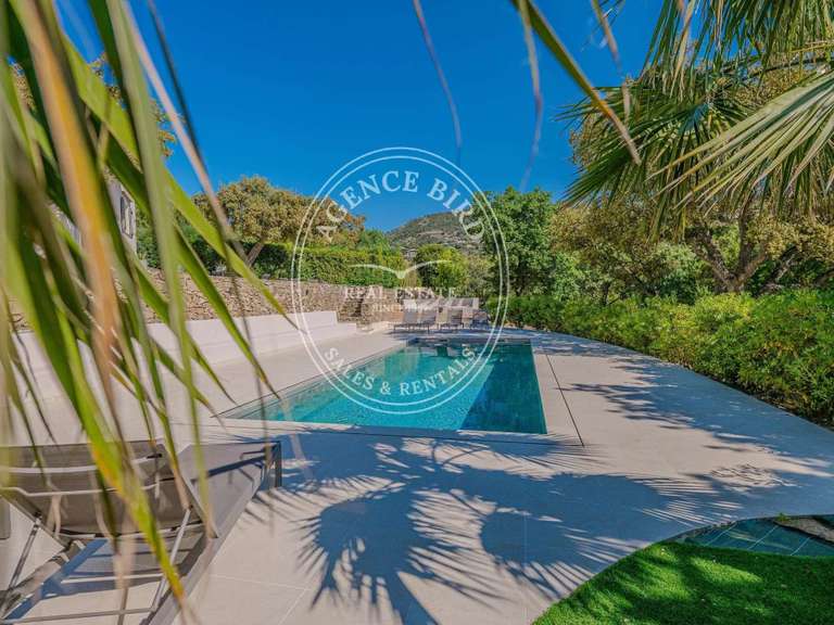 Villa with Sea view Grimaud - 6 bedrooms - 200m²