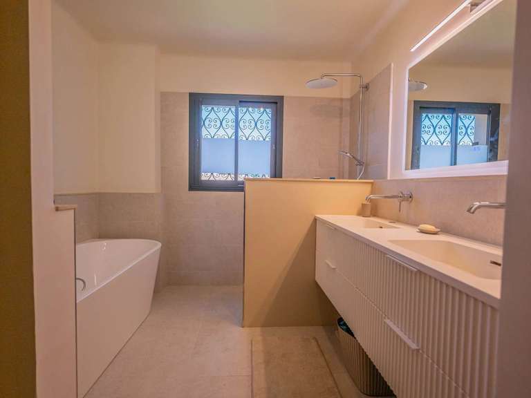 Villa Grimaud - 5 chambres - 200m²