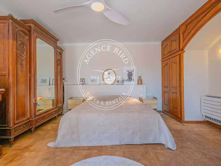 Villa Grimaud - 5 bedrooms - 200m²