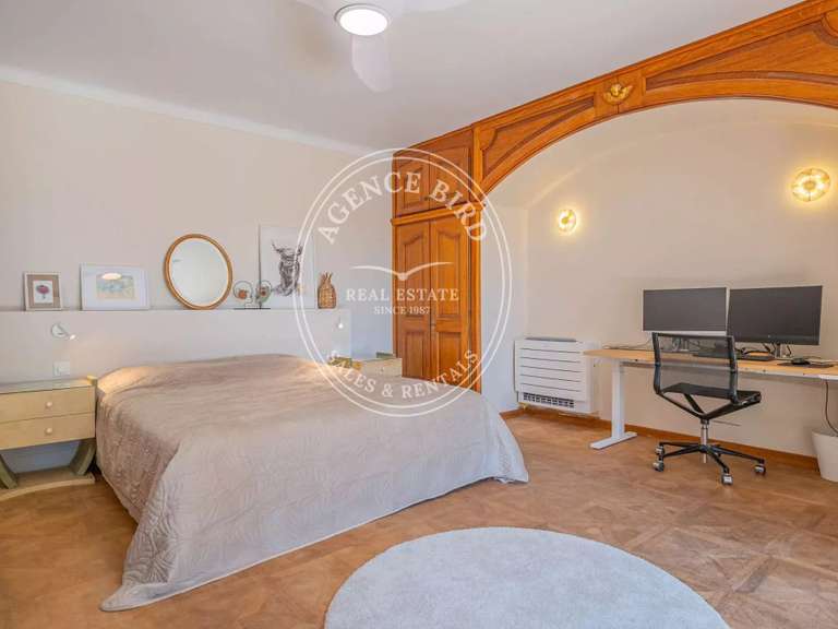 Villa Grimaud - 5 bedrooms - 200m²