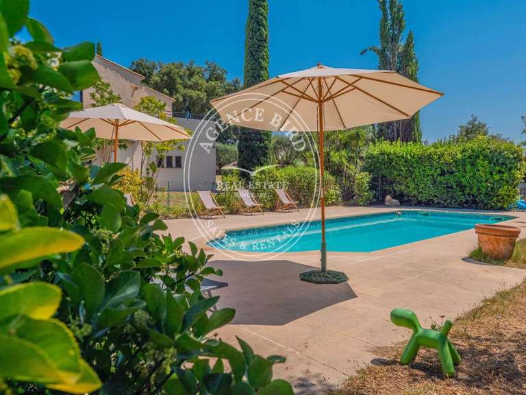 Villa Grimaud - 5 bedrooms - 200m²