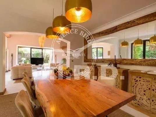 Villa Grimaud - 5 bedrooms - 250m²