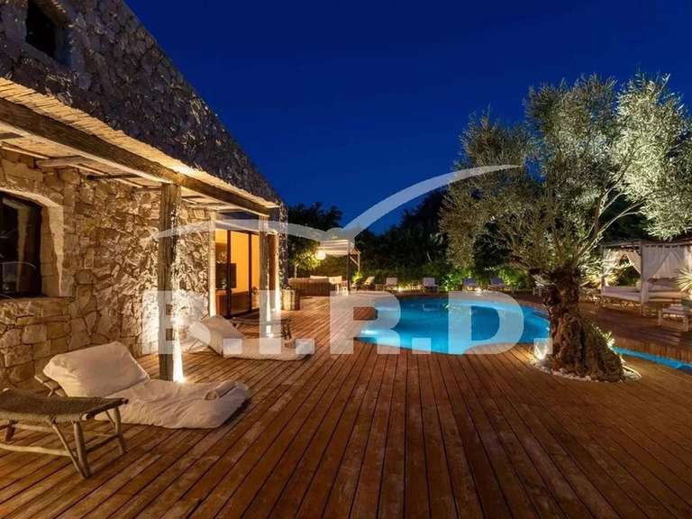 Villa Grimaud - 5 chambres - 250m²