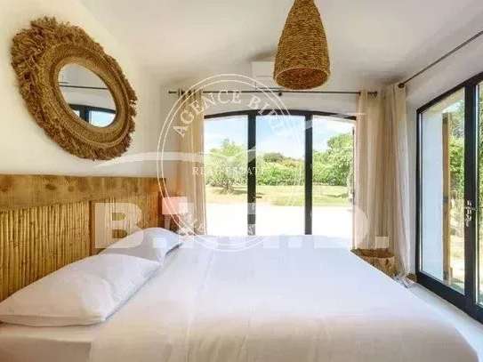 Villa Grimaud - 5 bedrooms - 250m²