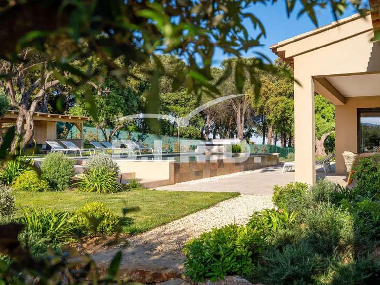 Villa Grimaud - 6 chambres - 400m²