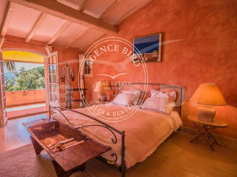 Villa with Sea view Grimaud - 4 bedrooms - 200m²