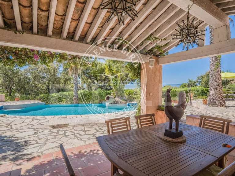 Villa with Sea view Grimaud - 4 bedrooms - 200m²