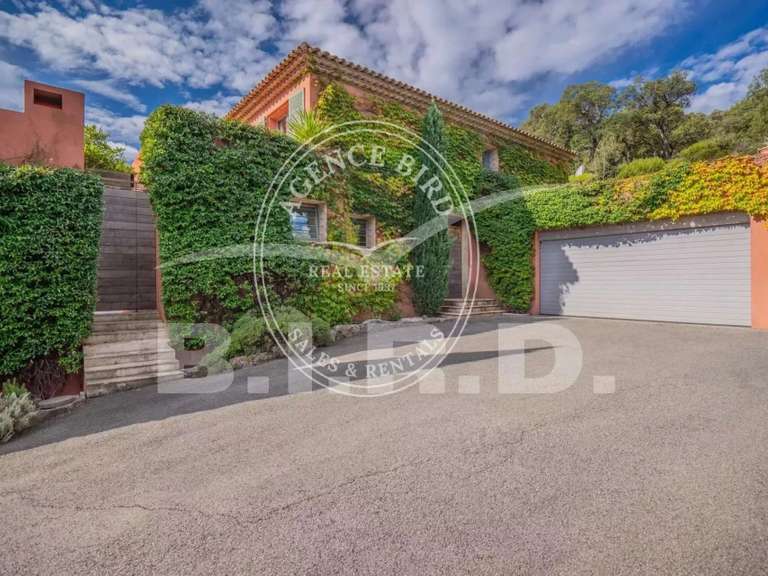 Villa with Sea view Grimaud - 4 bedrooms - 300m²