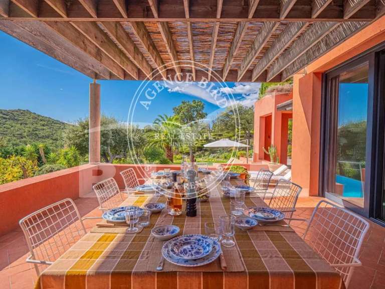 Villa with Sea view Grimaud - 4 bedrooms - 300m²