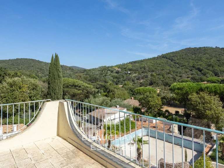 Villa Grimaud - 10 chambres - 591m²