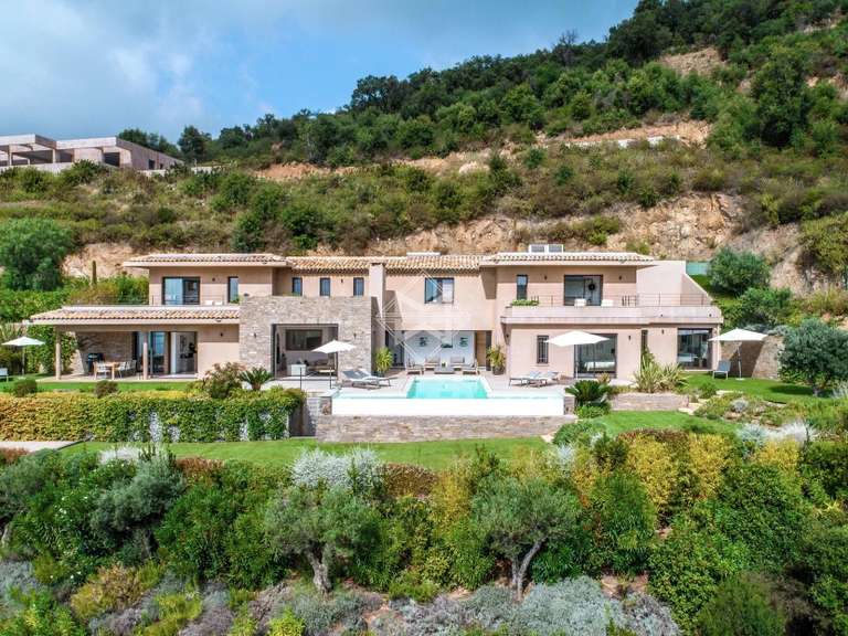 Villa with Sea view Grimaud - 4 bedrooms - 542m²