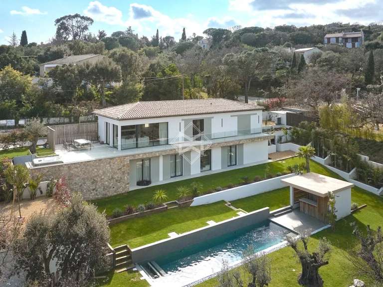 Villa Grimaud - 5 bedrooms - 260m²