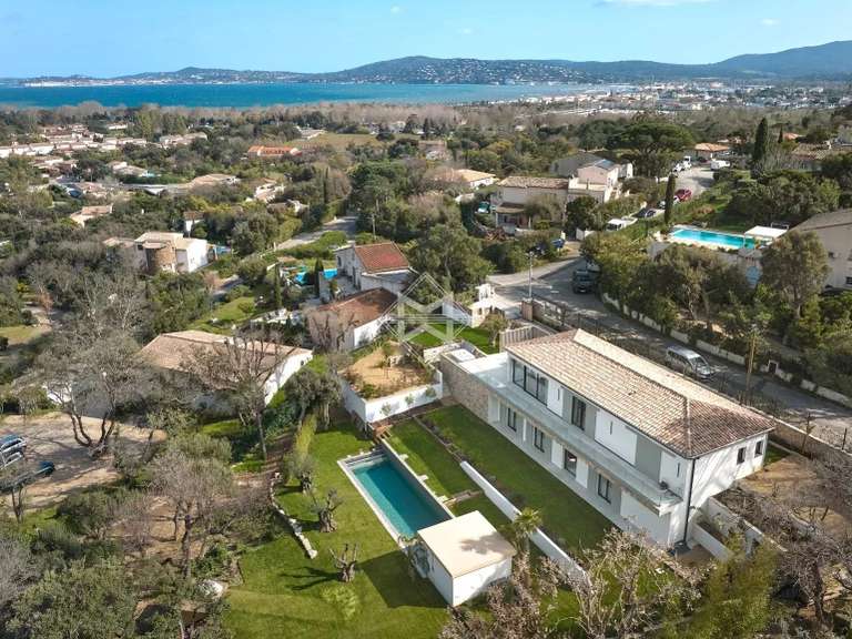 Villa Grimaud - 5 bedrooms - 260m²