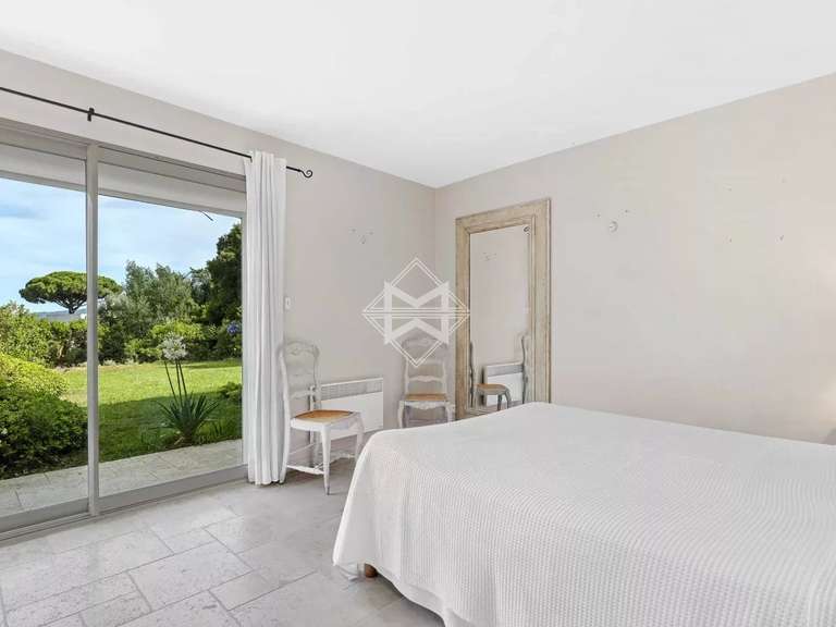 Villa Grimaud - 6 bedrooms - 370m²