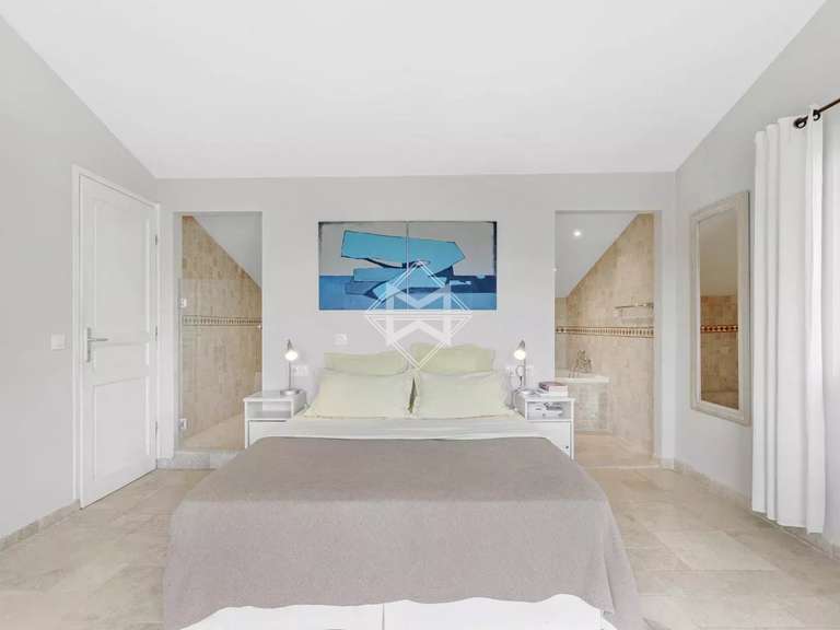 Villa Grimaud - 6 bedrooms - 370m²