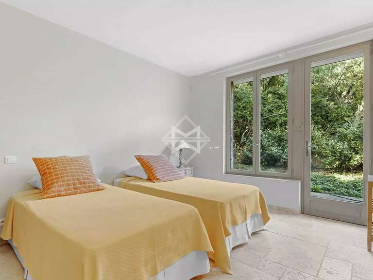 Villa Grimaud - 6 bedrooms - 370m²