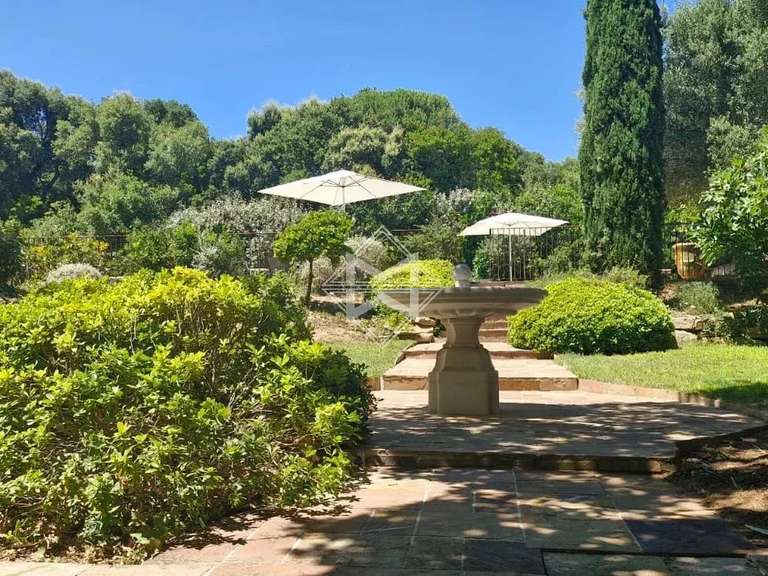 Villa Grimaud - 6 bedrooms - 370m²