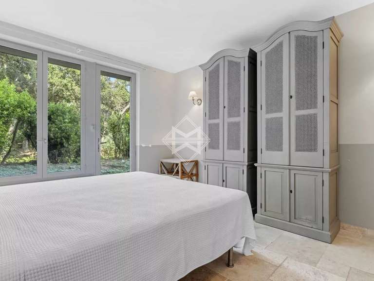 Villa Grimaud - 6 bedrooms - 370m²