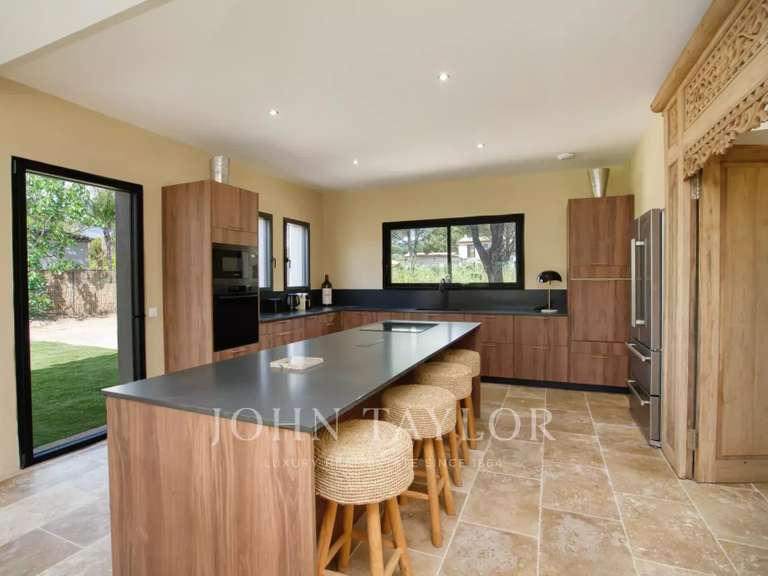 Villa Grimaud - 4 bedrooms - 300m²