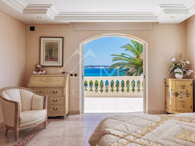 Villa with Sea view Grimaud - 5 bedrooms - 306m²