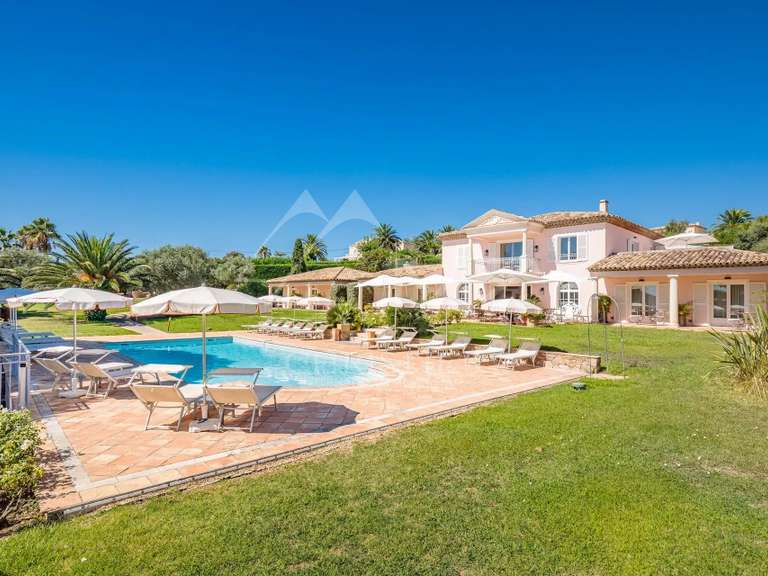 Villa with Sea view Grimaud - 12 bedrooms - 658m²