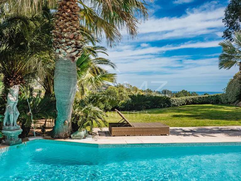 Villa with Sea view Grimaud - 5 bedrooms - 251m²
