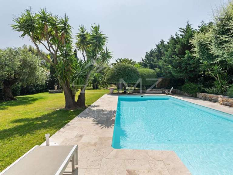 Villa Grimaud - 5 chambres - 315m²