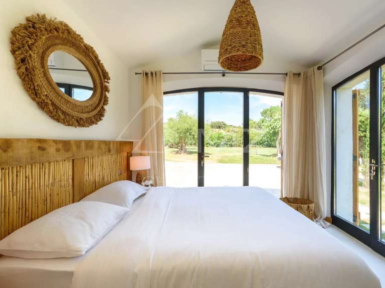 Villa Grimaud - 5 chambres - 232m²