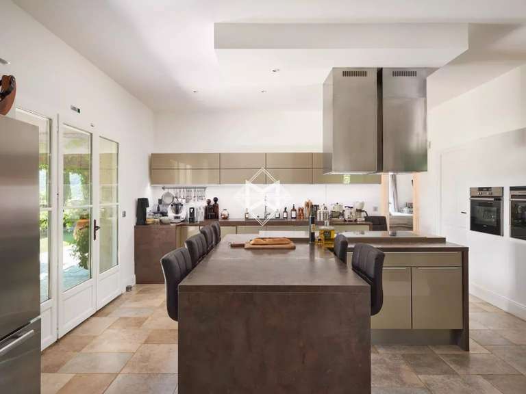 Villa Grimaud - 8 chambres - 600m²