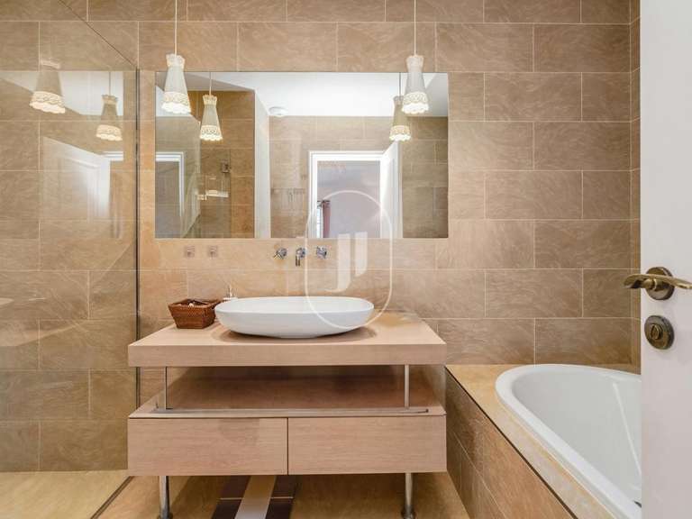 Villa Grimaud - 4 bedrooms - 220m²