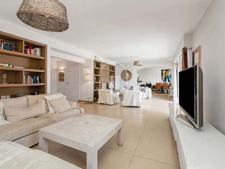 Villa Grimaud - 4 bedrooms - 220m²