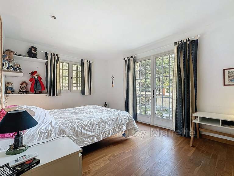 Villa Grimaud - 5 chambres - 250m²