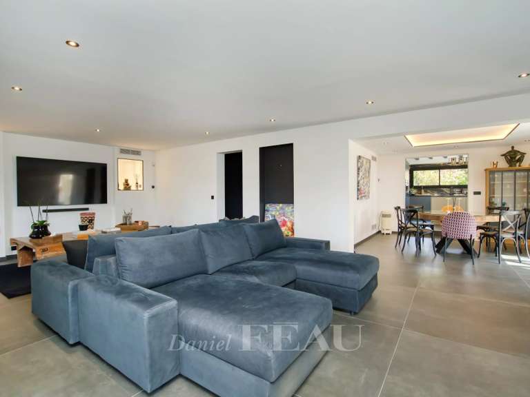 Villa Grimaud - 5 bedrooms - 308m²