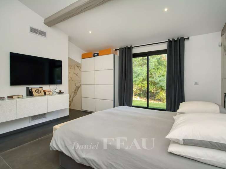 Villa Grimaud - 5 bedrooms - 308m²