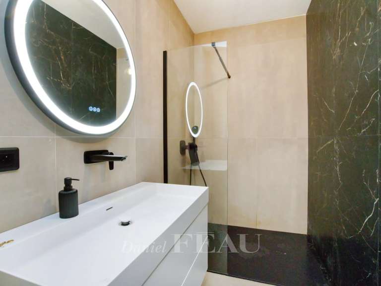 Villa Grimaud - 5 bedrooms - 308m²