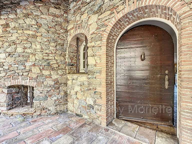 Villa Grimaud - 6 chambres - 312m²