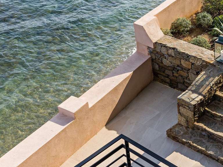 Villa Grimaud - 6 chambres - 350m²