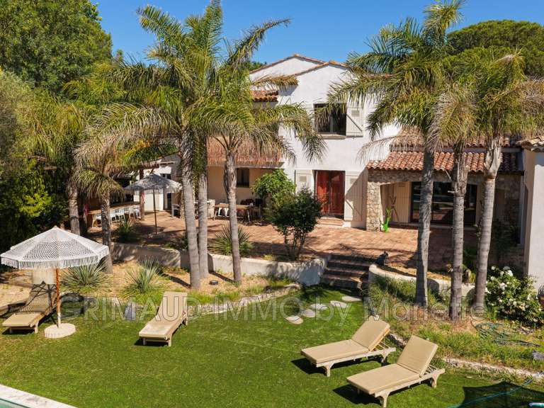 Villa Grimaud - 6 chambres - 308m²