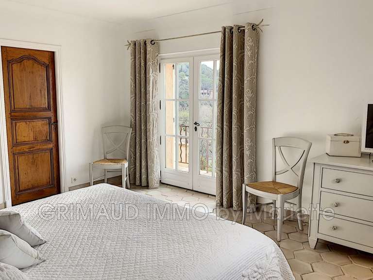 Villa Grimaud - 4 bedrooms - 180m²