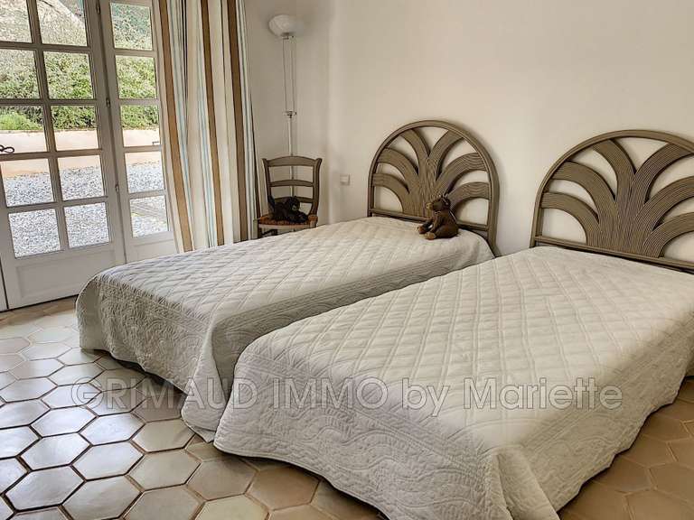 Villa Grimaud - 4 bedrooms - 180m²