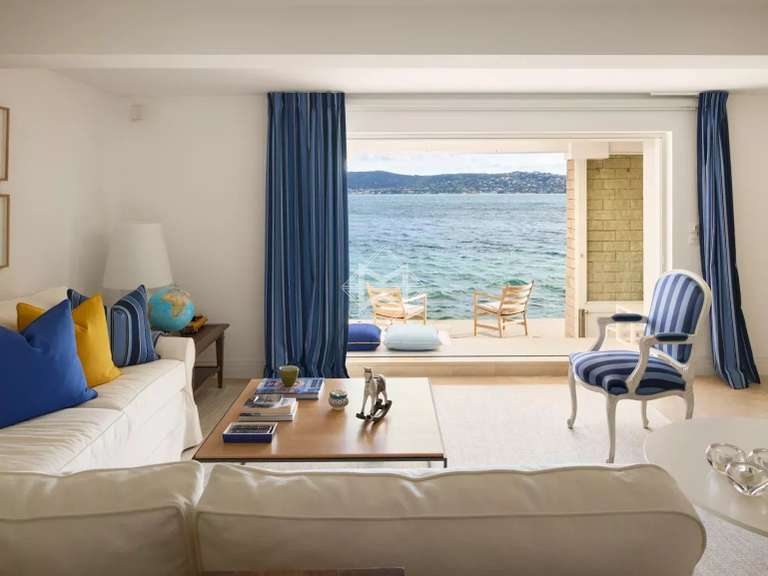 Villa Grimaud - 7 bedrooms - 311m²