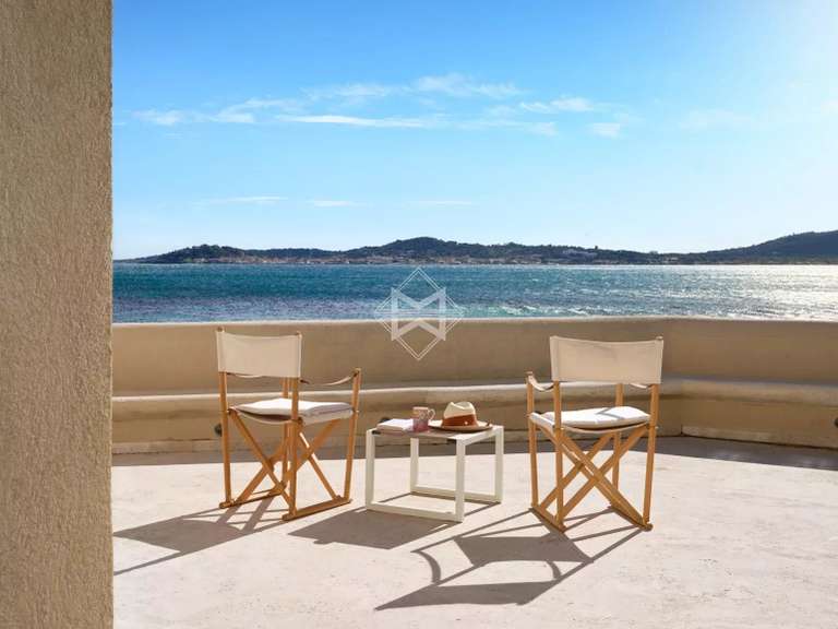 Villa Grimaud - 7 bedrooms - 311m²