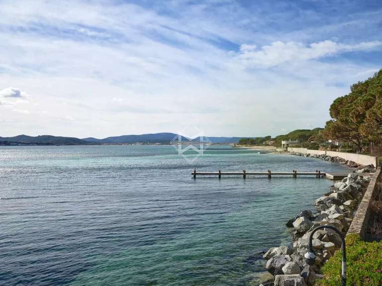 Villa Grimaud - 7 bedrooms - 311m²