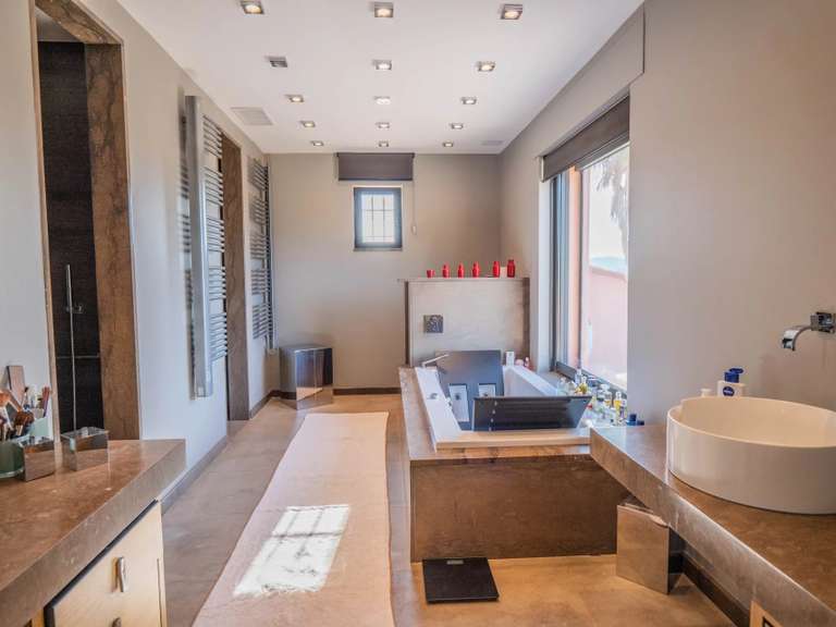 Villa Grimaud - 6 chambres - 420m²