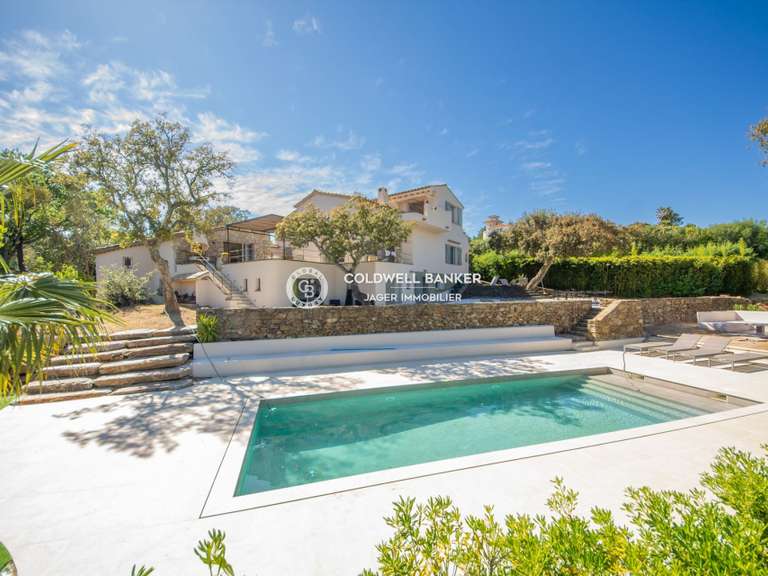 Villa Grimaud - 6 bedrooms - 230m²