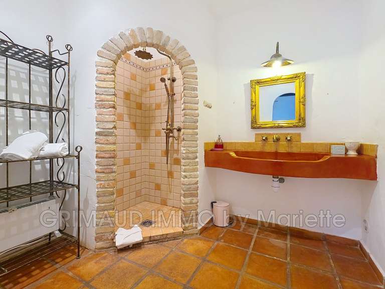 Villa Grimaud - 5 chambres - 236m²