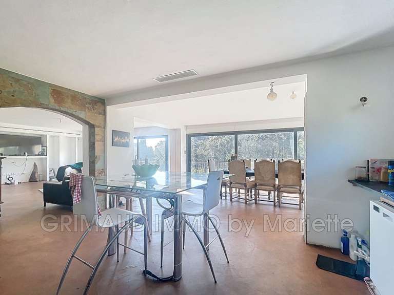 Villa Grimaud - 4 chambres - 238m²