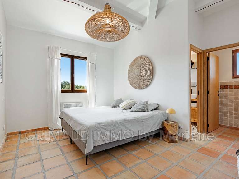 Villa Grimaud - 4 chambres - 197m²